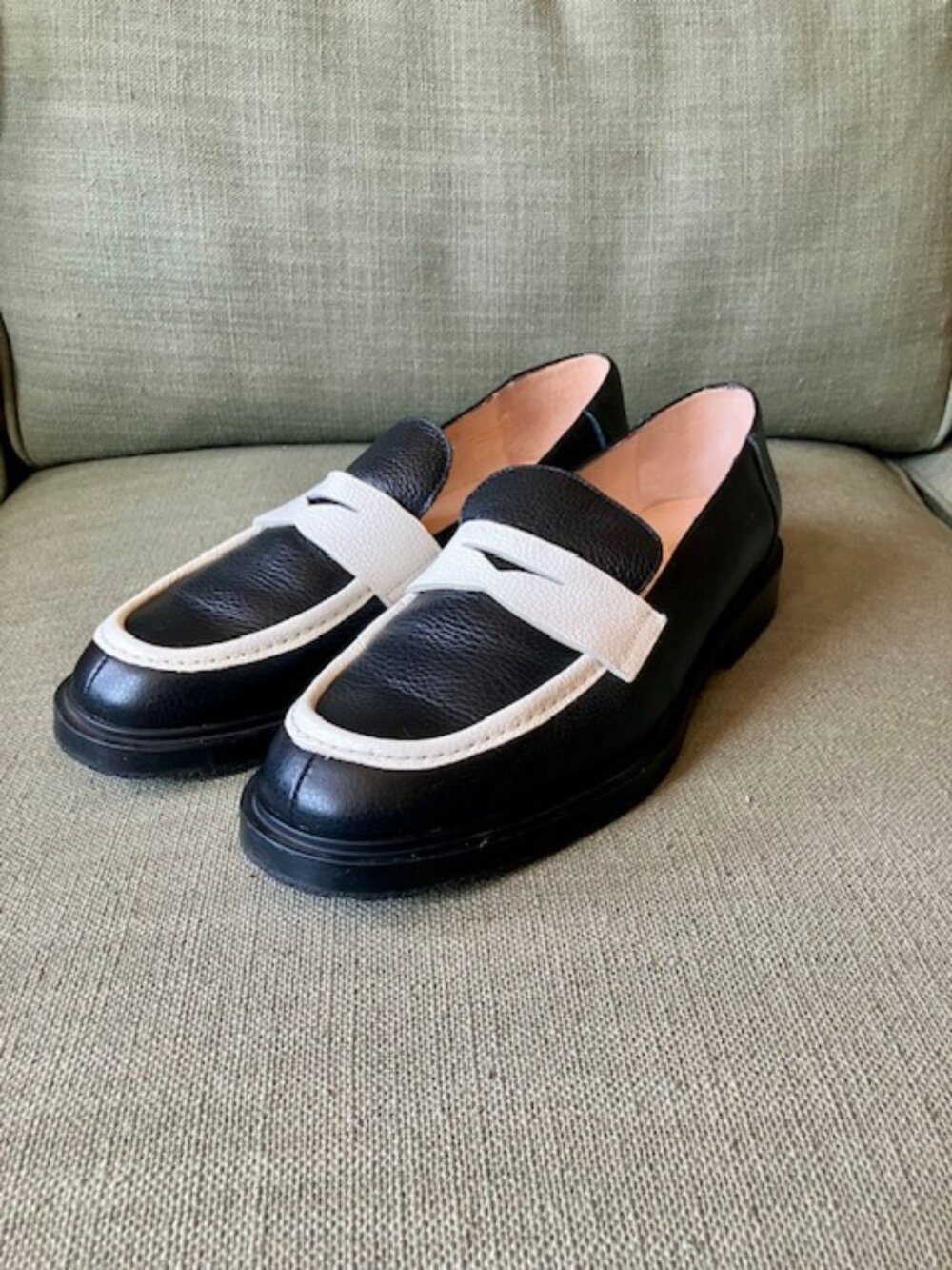Wonders Two-Toned Penny Loafers